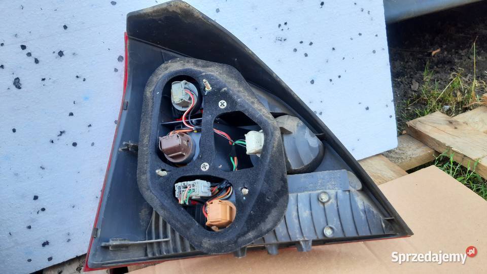 lampa tylna prawa lewa Honda Civic VII 5 drzwi Dębno