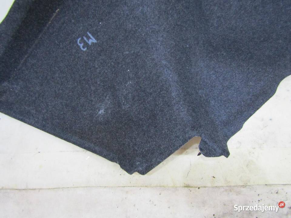 BOCZEK BAGAŻNIKA LEWY TYŁ SEDAN MAZDA 3 BM BN Wyposażenie wnętrza