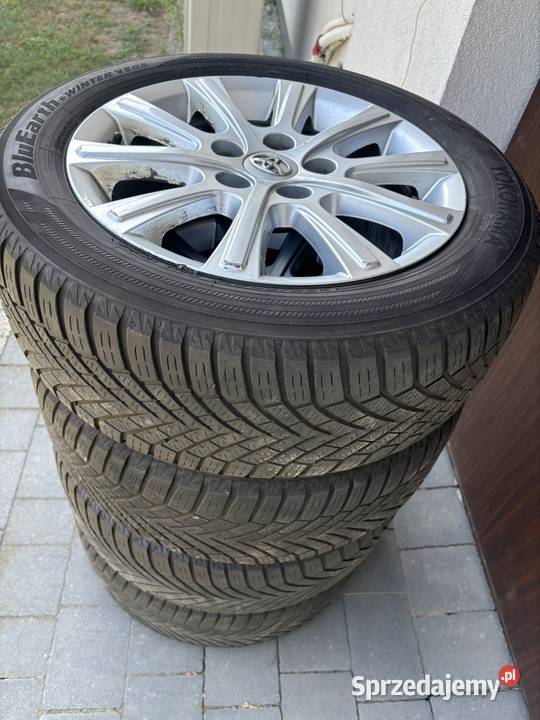Koła felgi Toyota 5x1143 opony zimowe Yokohama