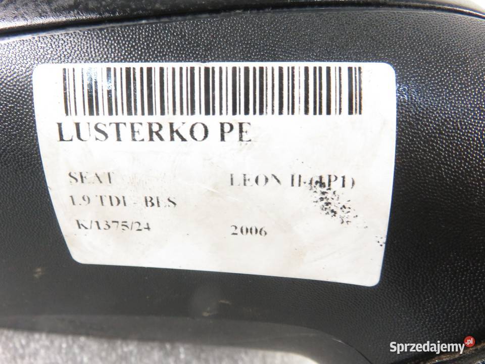 LUSTERKO PRAWE SEAT LEON II LS7Y