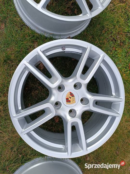 Felgi aluminiowe Porsche Panamera 971 19 aluminiowe Posada