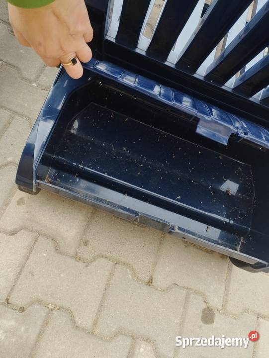 Leżaki ogrodowe plastikowe basenowe granatowe Szamotuły