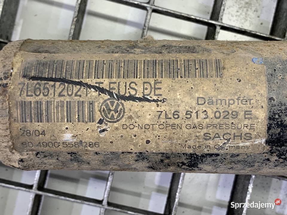 AMORTYZATOR PRAWY TYŁ ZE SPRĘŻYNĄ VW TOUAREG SUV