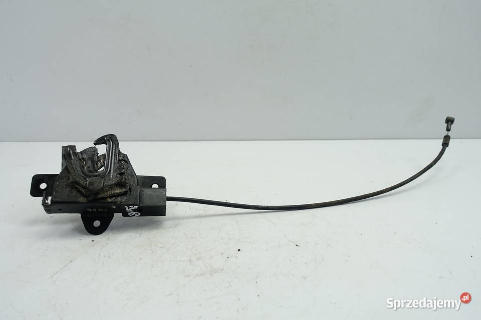 Hyundai I20 14 CRDI ZAMEK PRZEDNIEJ MASKI przód Rudka