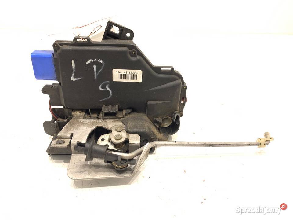 ZAMEK DRZWI LEWY PRZÓD AUDI A3 8P Hatchback