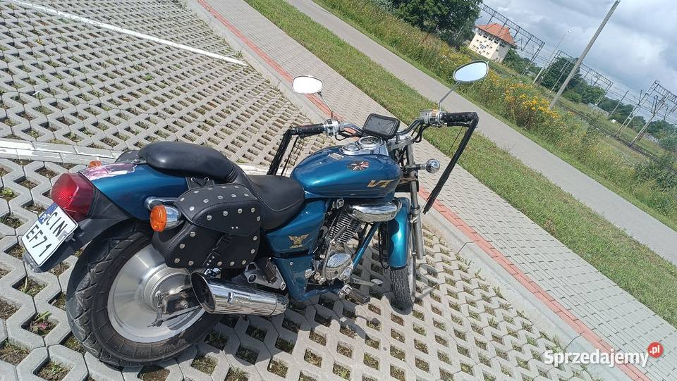 Daelim vt 125