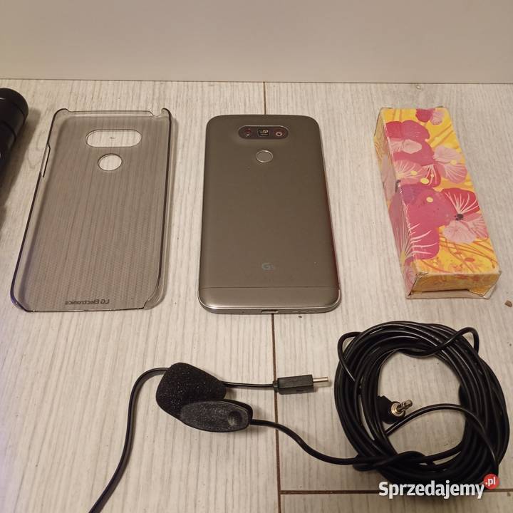 Telefon LG G5 z akcesoriami Niedrzwica Duża