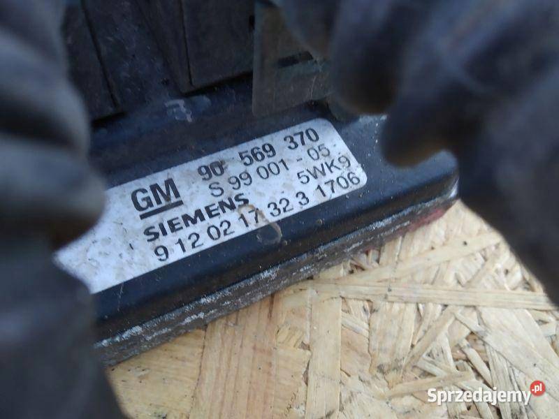 STEROWNIK SILNIKA KOMPUTER OPEL 18 16V 90569370 Gliwice