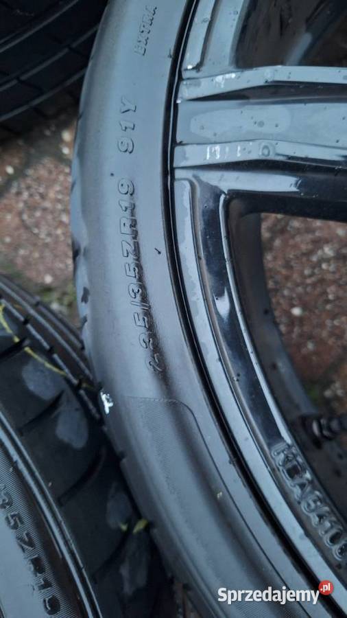 Felgi aluminiowe z oponami Raczyn