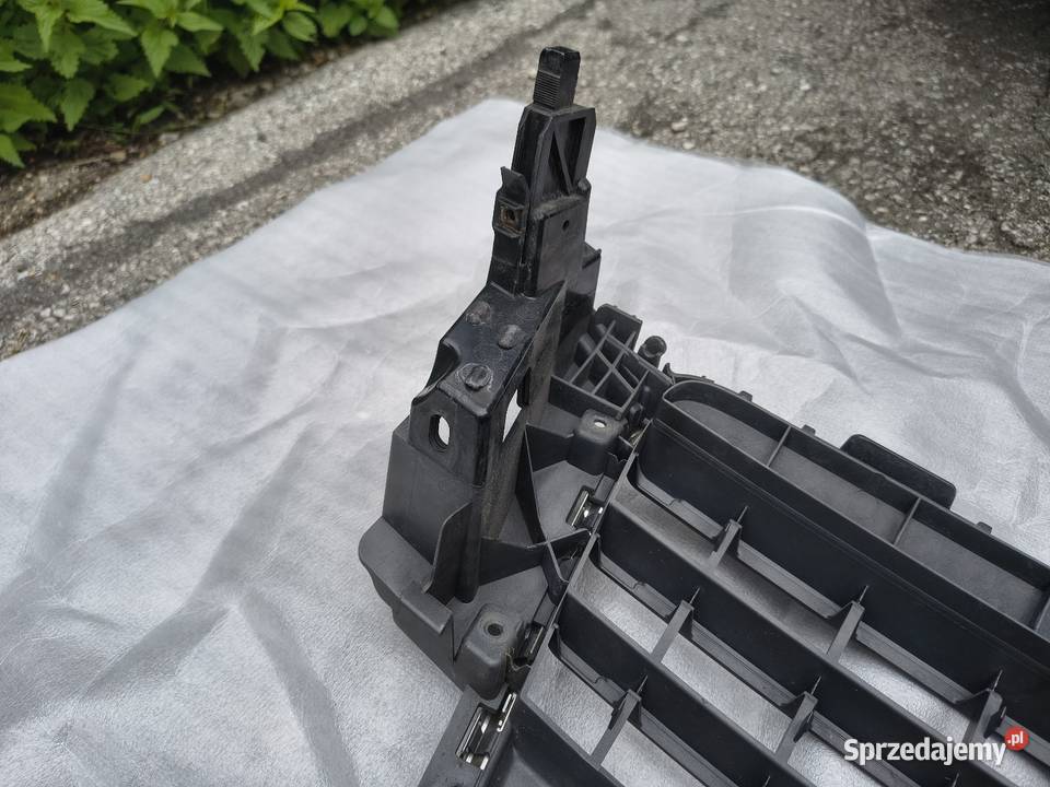 Grill Atrapa chłodnicy Audi A5 8T przedlif Atrapy Chrzanów