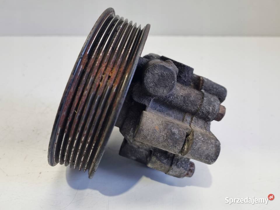 Renault Trafic II Opel Vivaro 20 DCI POMPA osobowe