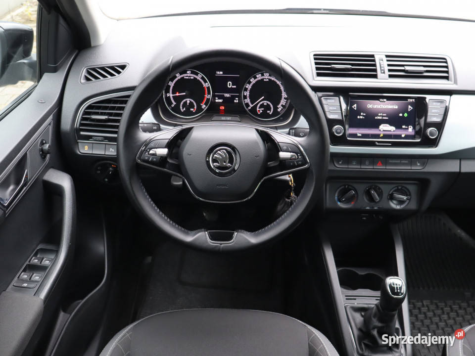 Skoda Fabia 10 TSI manualna Škoda Piaseczno