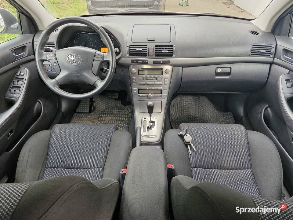Samochód TOYOTA AVENSIS automatyczna Kobielice