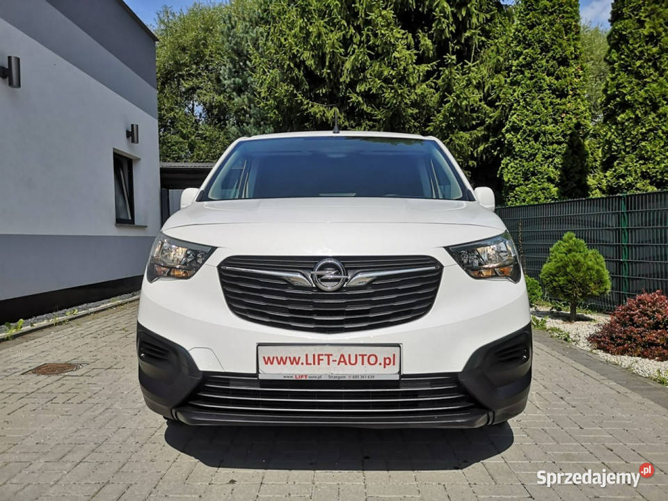 Opel Combo 15TDCI 102 Klima Tempomat Sensory biały dolnośląskie Strzegom
