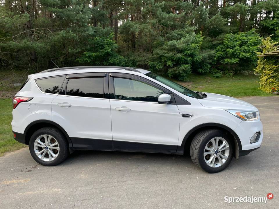 Ford Escape 20 benzyna 242 4WD 2017r 1