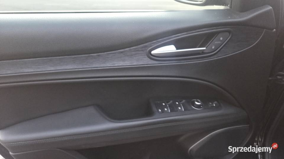 Stelvio Q4 20 benzyna 200 EUROPA zamiana Pacanowice