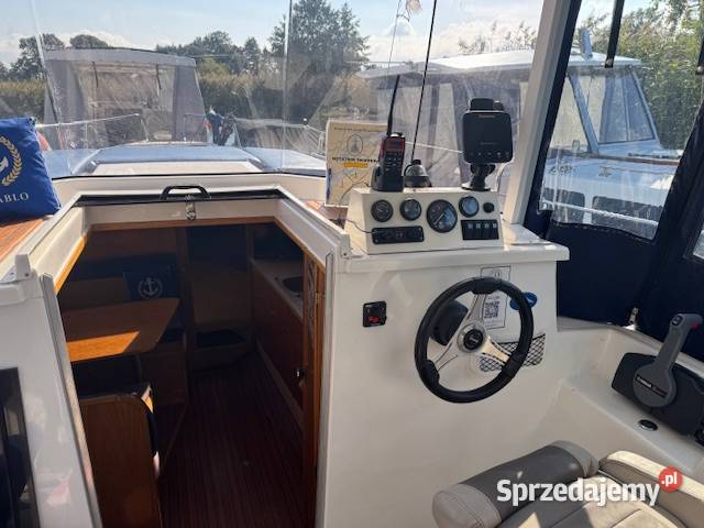 Jacht motorowy Calipso 750 Elegance houseboat Rok produkcji 2019 Drewnica