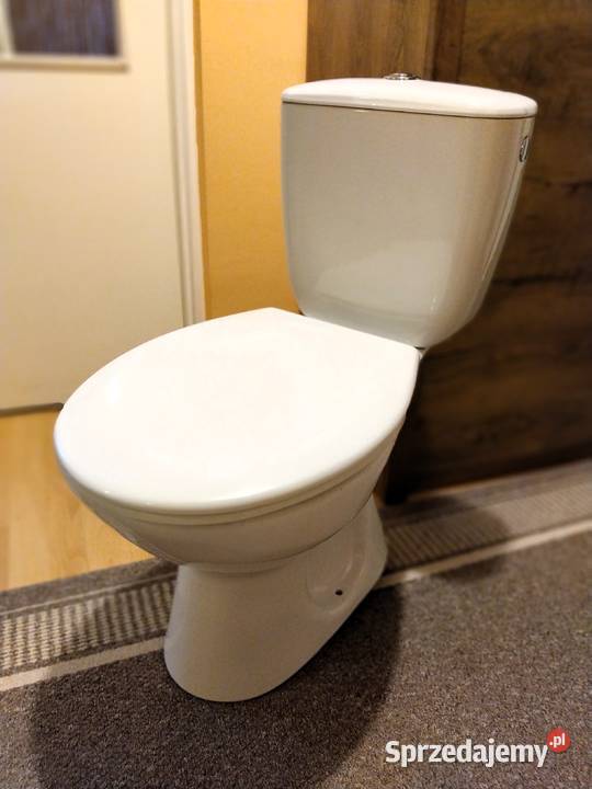 Miska WC Cersanit ze spłuczką i deską