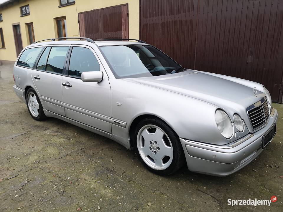 MercedesBenz W210 E55 AMG nieuszkodzony Kiernozia