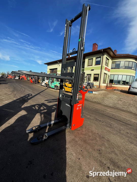 paleciak elektryczny z masztem LINDE L10 nowy