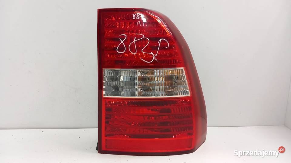 KIA SPORTAGE II SUV LAMPA TYŁ PRAWA Części samochodowe Zbierkowo sprzedam