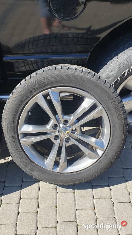 Alufelgi 19 z oponami zimowymi Goodride 2355519 Cisiec