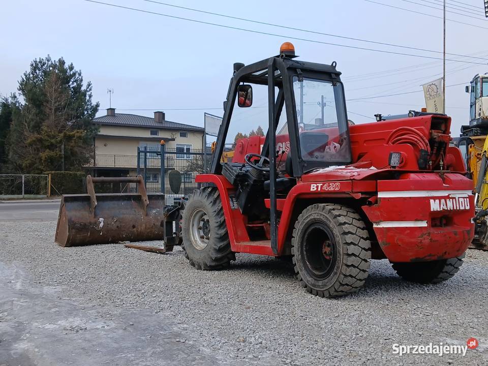 Manitou BT420 MANITOU BT420 Ładowarka łódzkie Złoczew