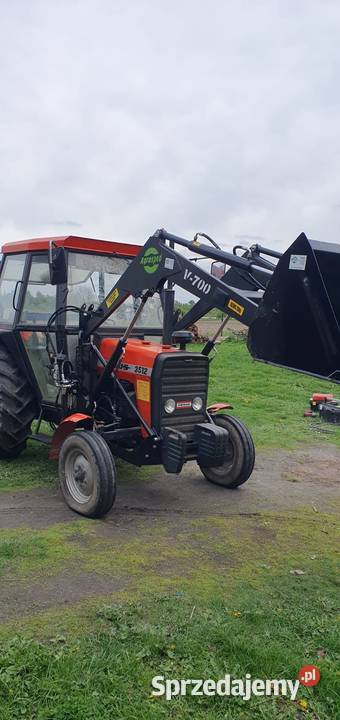 19 Ładowacz czołowy Agrosped V700 URSUS ZETOR MF Ładowacze czołowe Biała Podlaska sprzedam