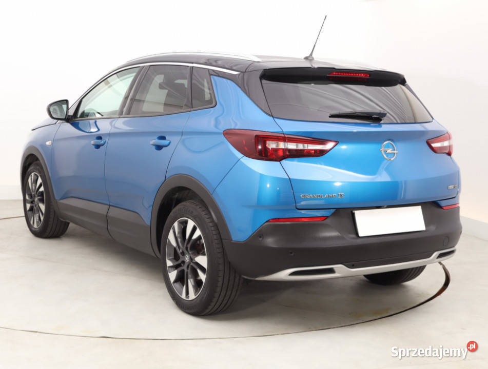 Opel Grandland 12 Turbo gniazdo USB