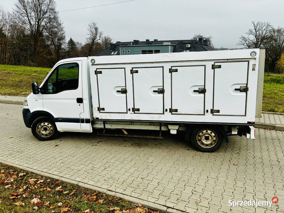 Komorówka do przewozu lodów mrożonek bogate Rok produkcji 2009 Opel Pielgrzymowice