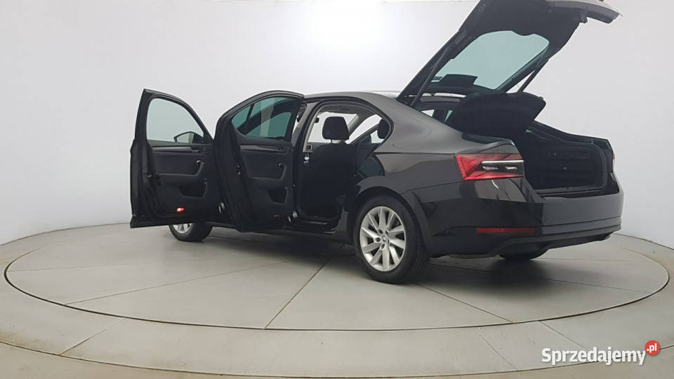 koda Superb 20 TDI SCR Style DSG Z Polskiego aluminiowe felgi Warszawa sprzedam