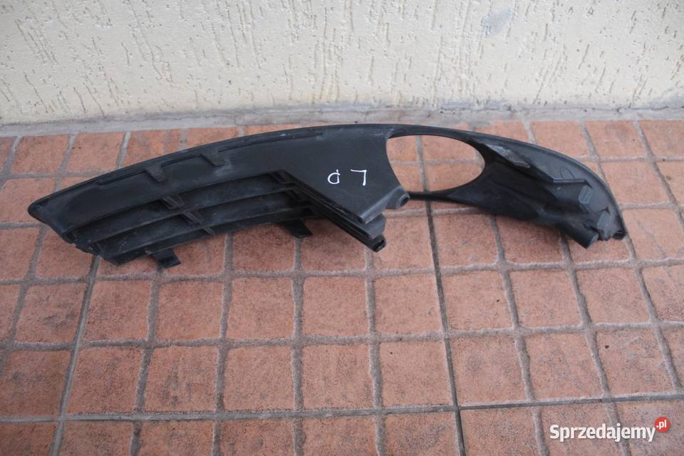 KRATKA ZDERZAKA LEWY PRZÓD VW PASSAT B6 Karoseria