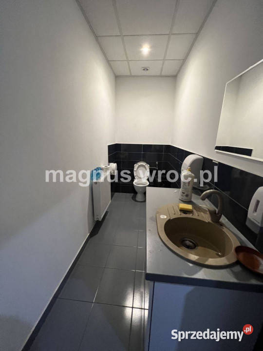 Lokal biurowo usługowy obok Placu Społecznego Ilość pomieszczeń 1 Wrocław