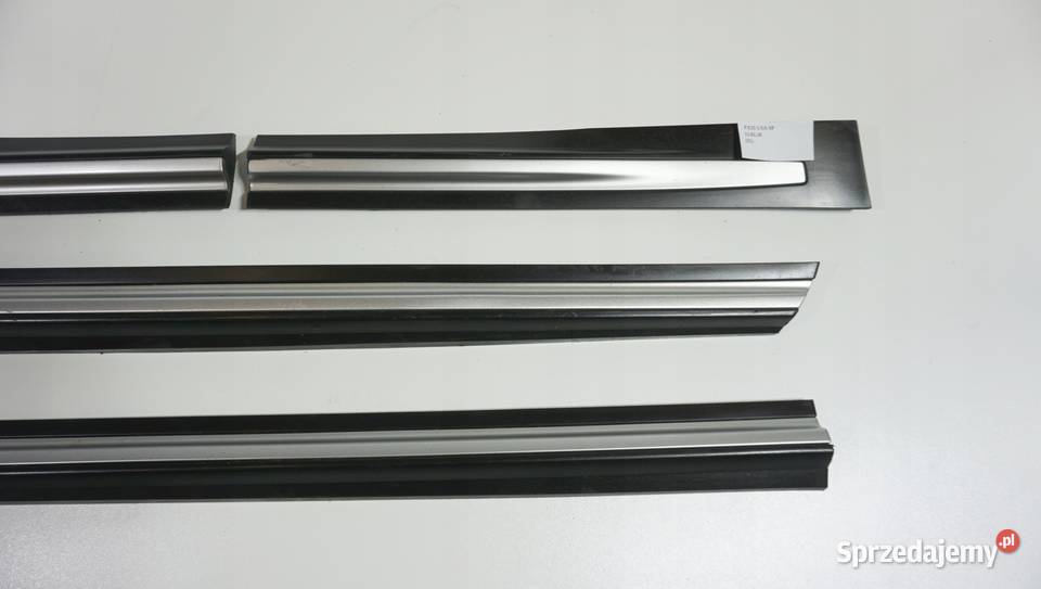 LISTWA DRZWI PRAWA LEWA INFINITI QX70 FX35 USA Nowy Tomyśl sprzedam