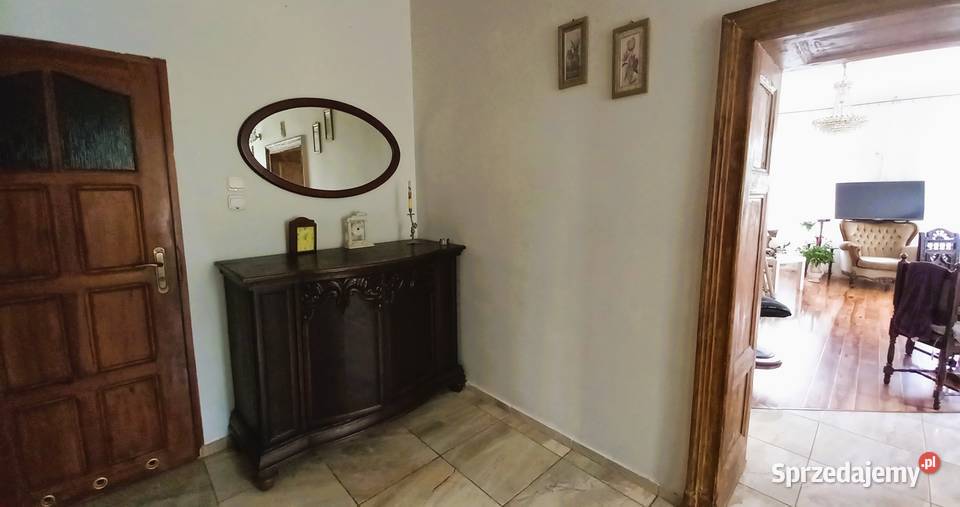 Mieszkanie w dworku Księginice k Łagiewnik Rok budowy 1884 Księginice Wielkie