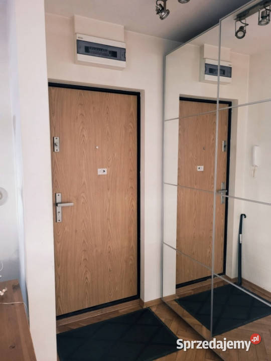 Sprzedam Mieszkanie kawalerka Pabianice centrum łódzkie