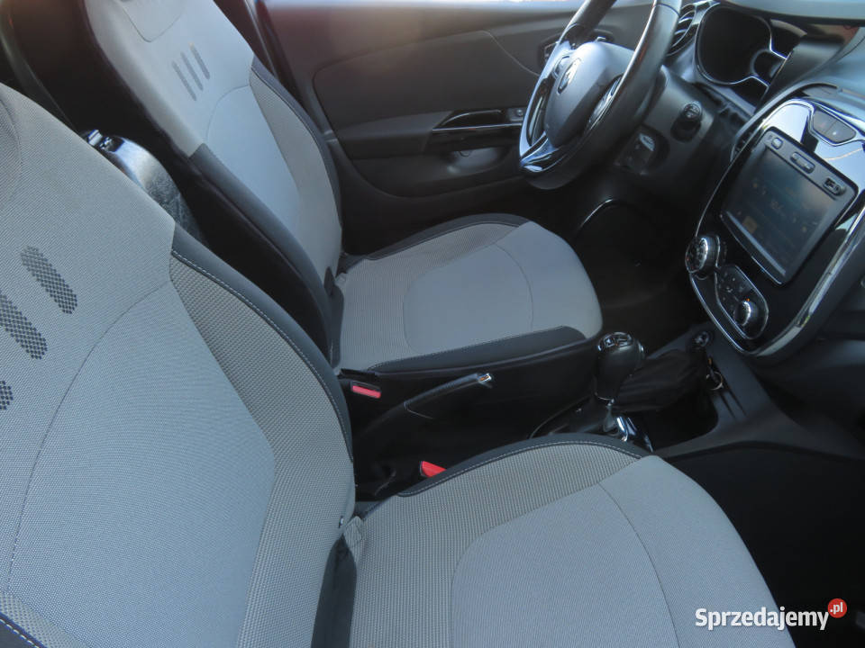 Renault Captur 12 TCe światła przeciwmgielne Katowice
