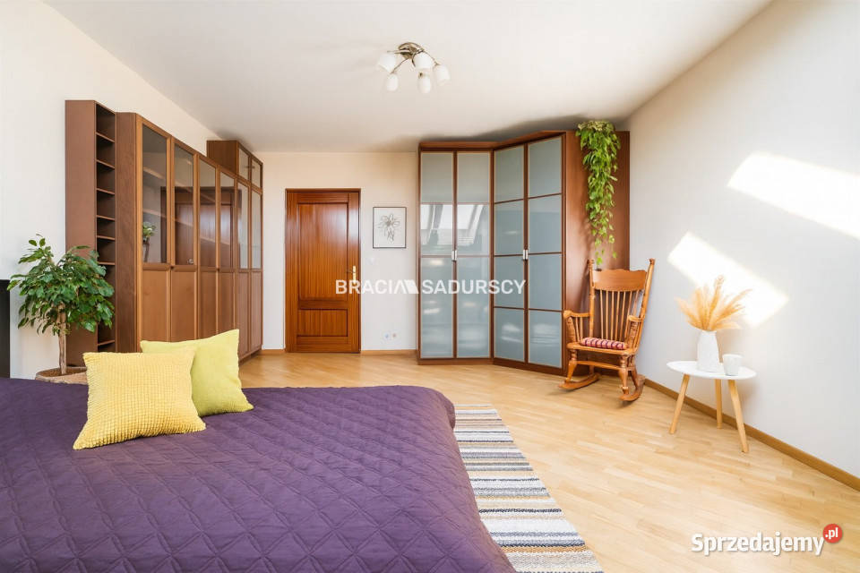 Mieszkanie 911m2 4 pokojowe Kraków