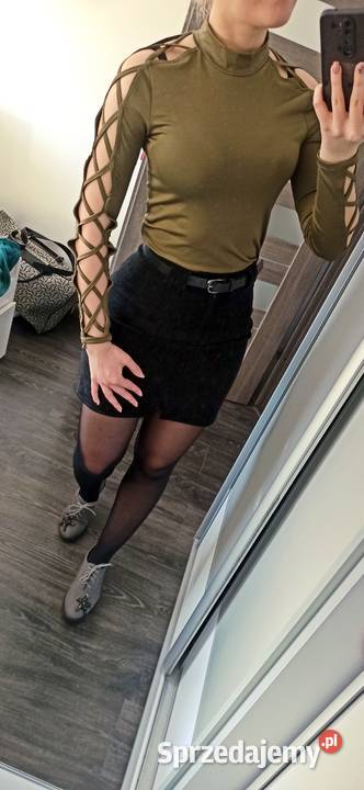 Bluzka z długim rękawem z wycięciami TANIO Warszawa