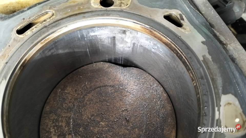 Peugeot 407 22 LPGUszkodzony silnik Rychwał