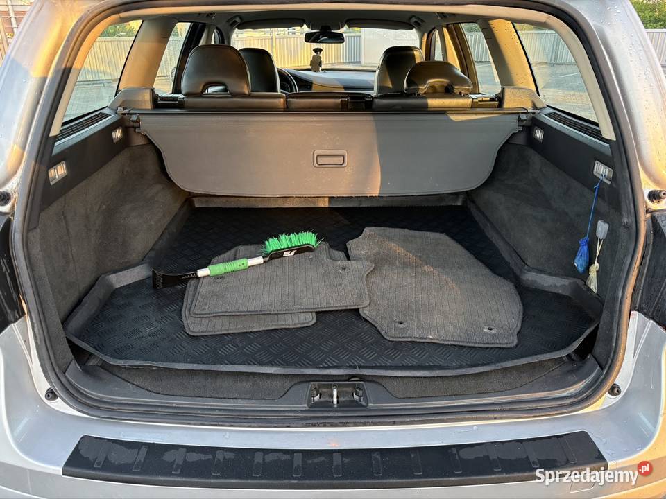 Sprzedam Volvo v70 24 d5 220 Lublin sprzedam