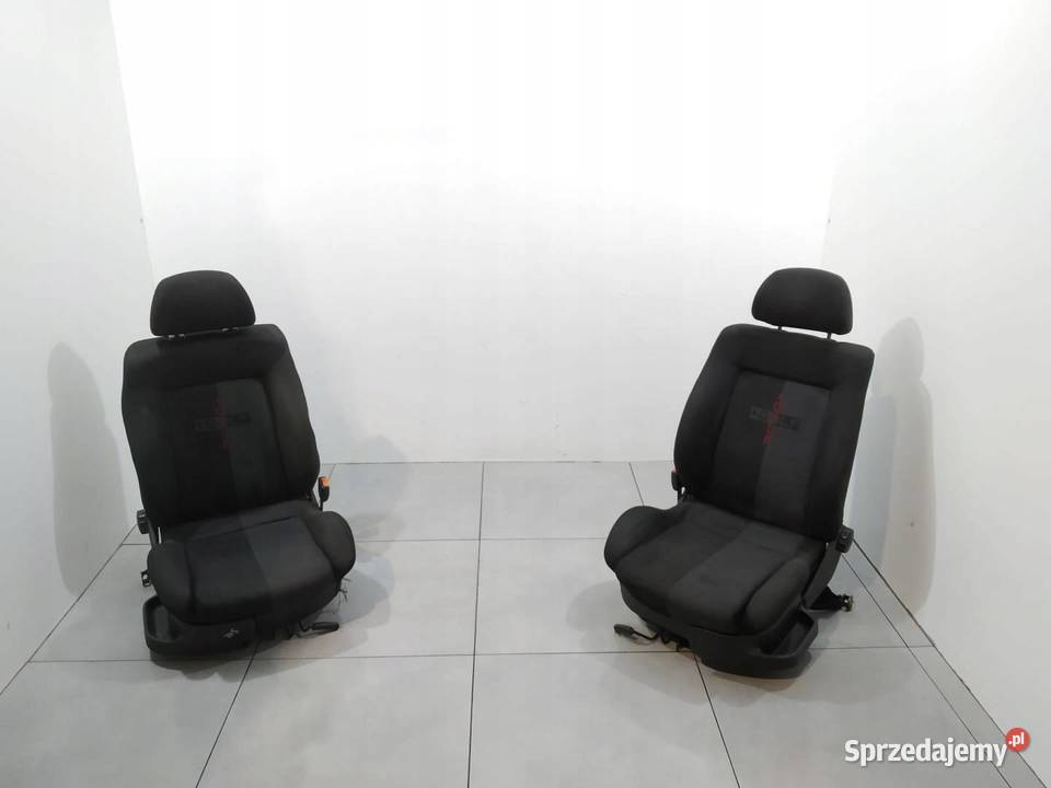 FOTELE LEWY PRAWY PRZÓD KPL VW Volkswagen Golf