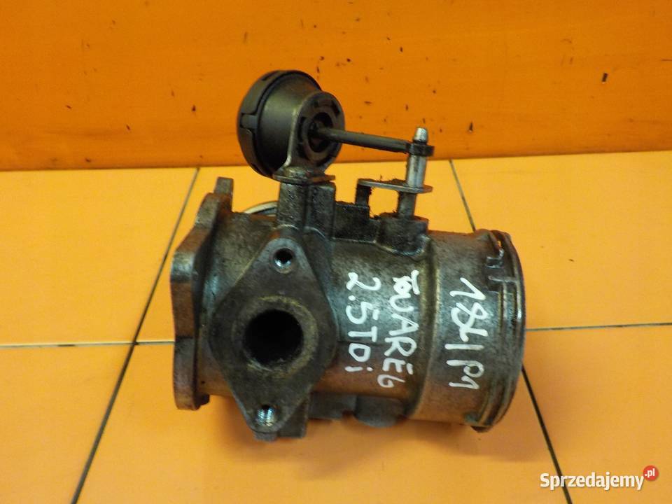 VW TOUAREG 25 TDI 06r BAC zawor EGR 070128073 Suków