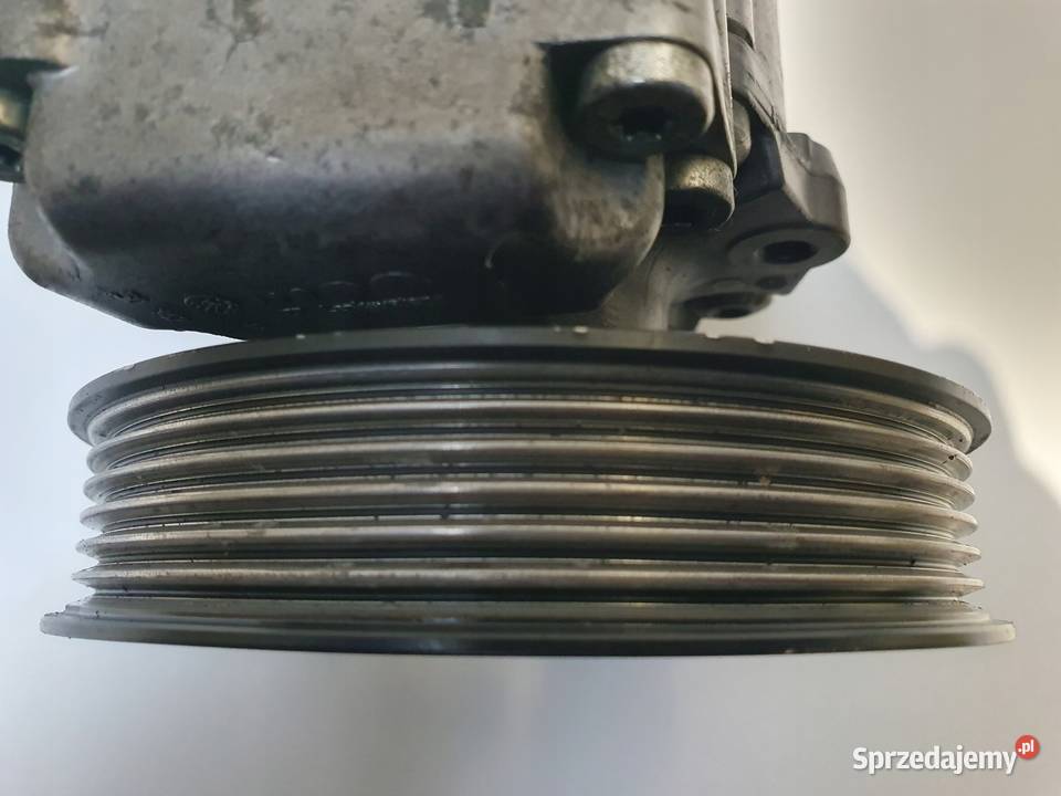 POMPA WSPOMAGANIA BMW E60 20 D N47 678084804 osobowe