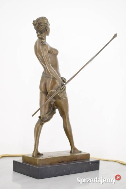 Diana z Włócznią Bogini Łowów Mitologia Figura Kraków
