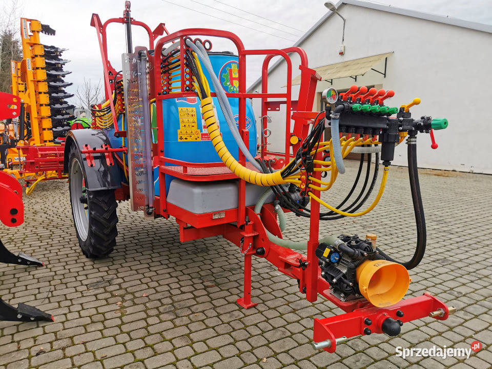 Opryskiwacz Polowy Ciągany Biardzki 1200L 1500L Jasło