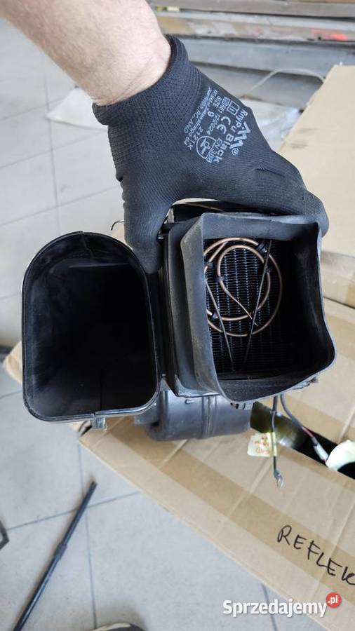 Nagrzewnica z obudowa duża Citroen DSID Oleśnica