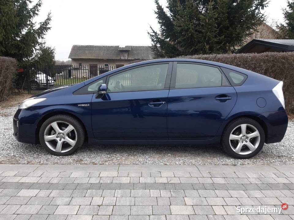TOYOTA PRIUS MODEL LIFCIE 18 BENZYNAHYBRYDA 100 ASR (kontrola trakcji) lubelskie Karczmiska Drugie