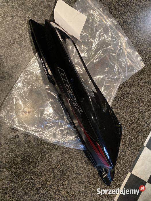Kawasaki ZZR 1400 zadupek Bok Prawy Nowy N8 Poznań