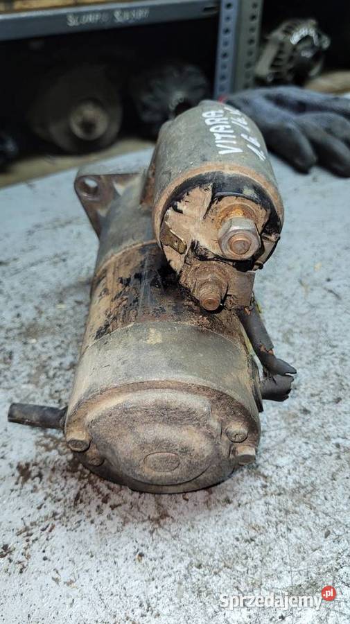 Rozrusznik Suzuki Vitara I 16 osobowe Łagów